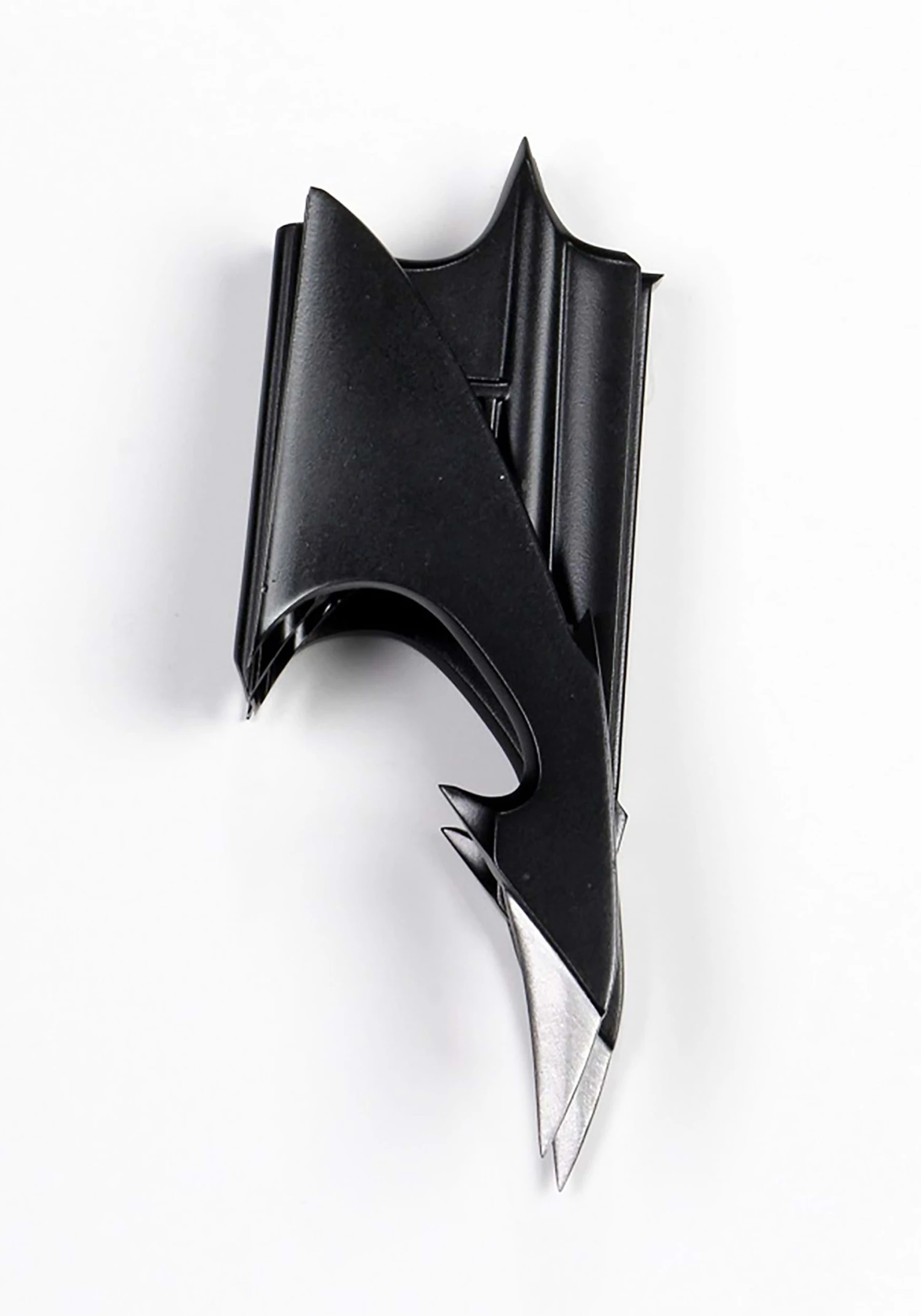 NECA Batman 1989 Batarang Replica Prop 4 NECA Batman 1989 Batarang Replica Prop - Image 4