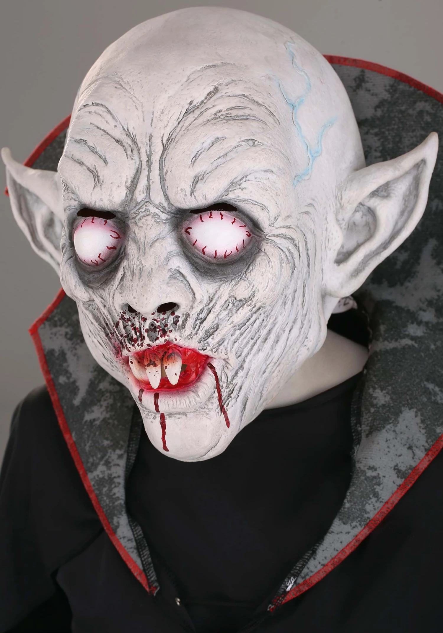 Kid's Dangerous Dracula Costume 3 Kid's Dangerous Dracula Costume - Image 3