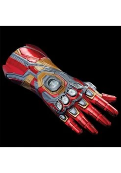 Hasbro Marvel Legends Avengers: Endgame Iron Man Nano Gauntlet Prop Replica -Halloween Costumes Shop marvel legends avengers endgame nano gauntlet pro alt 2