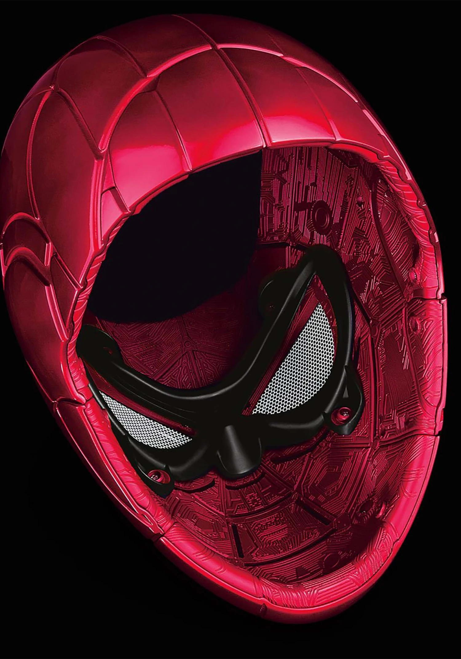 Hasbro Marvel Legends Series Spider-Man Iron Spider Electronic Helmet 3 Hasbro Marvel Legends Series Spider-Man Iron Spider Electronic Helmet - Image 3